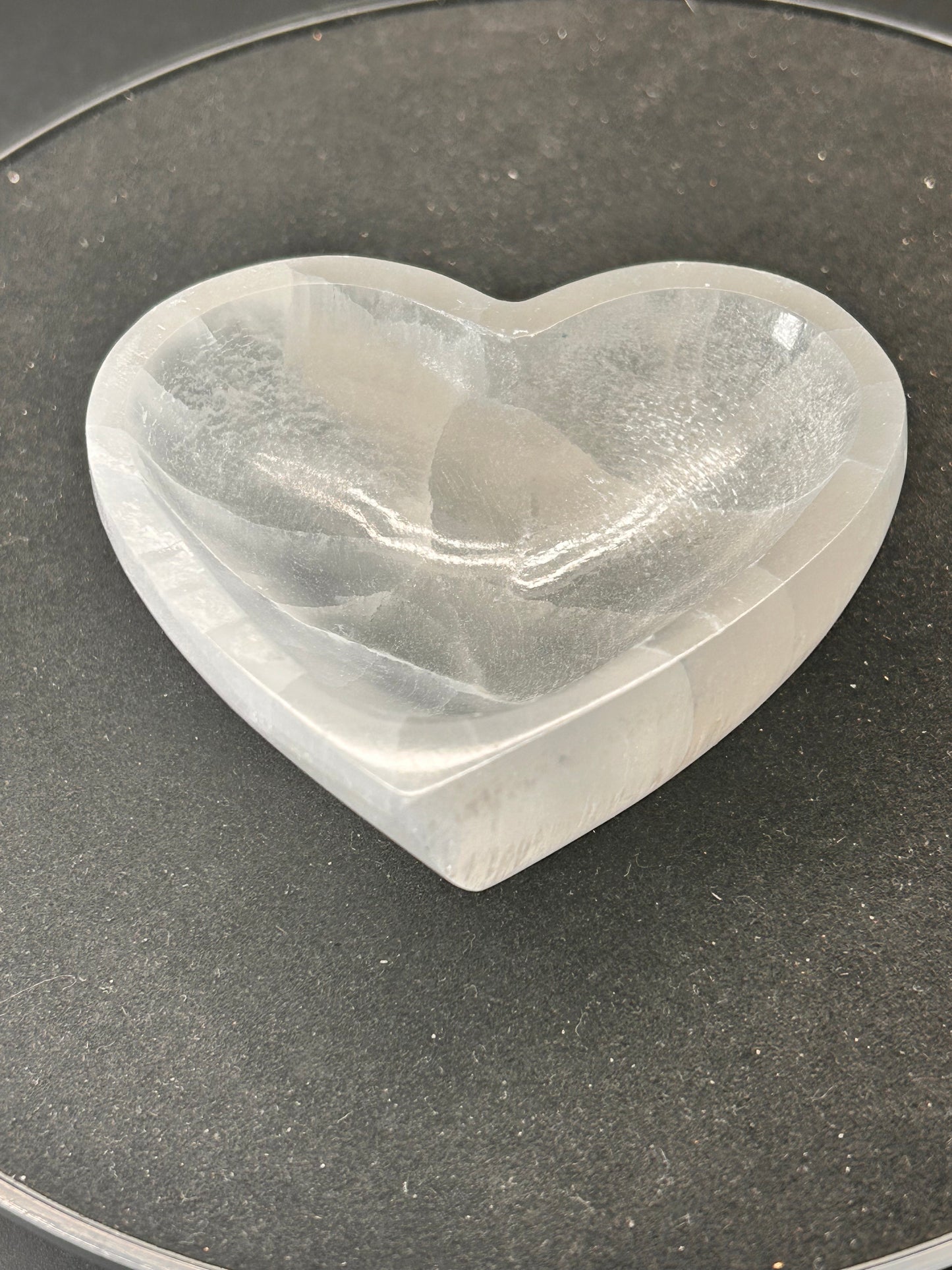 CA-04 Crystal Accessories, Selenite Charging Bowl, Heart 1/5" x 3.25"