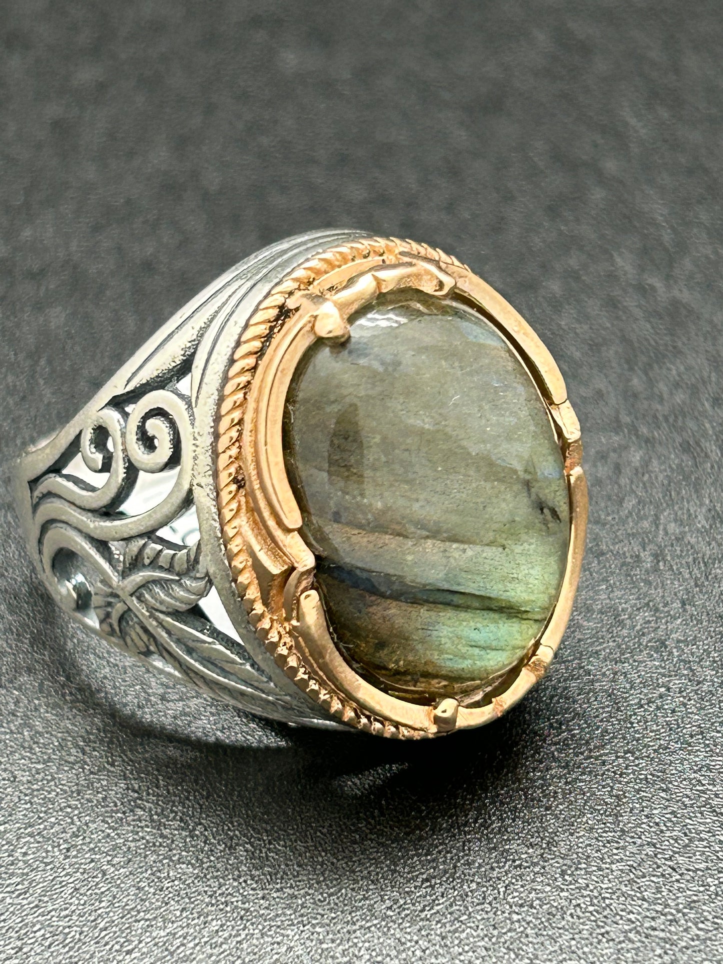 Men's Ring, Labradorite, Oval, Size 11 - (JMR-15)