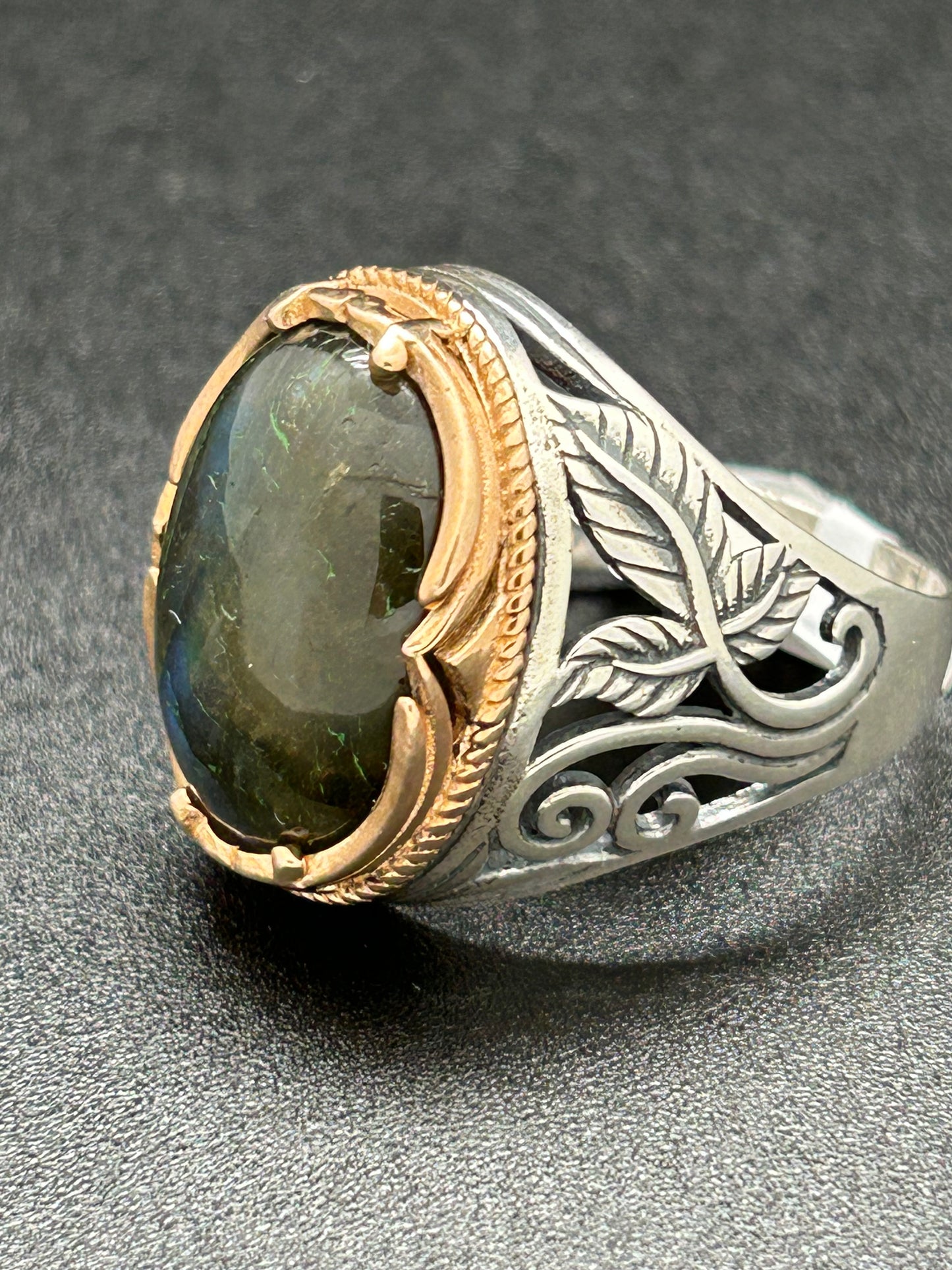 Men's Ring, Labradorite, Oval, Size 12 - (JMR-16)