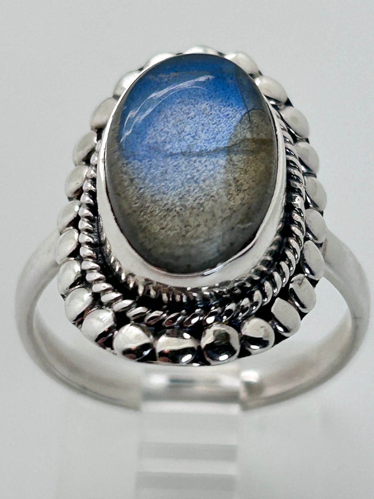 Jewelry, Woman's Ring, Labradorite, Oval, Size 8 - SKU(JWR-35)