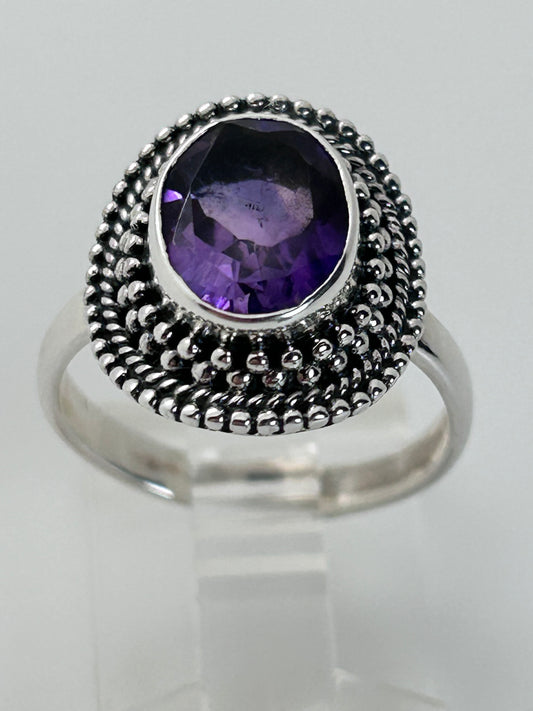 Jewelry, Women's Ring, Amethyst, Oval, Sterling Silver, Size 7 - (JWR-04)