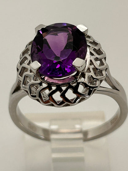 Jewelry, Women's Ring, Amethyst, Oval, Size 8 - (JWR-56)